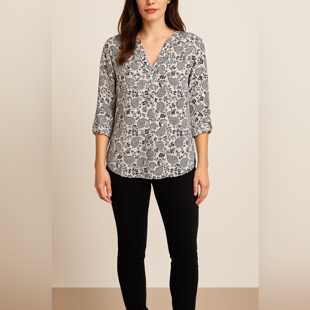 🖤 LUSH Black & White Paisley Print Blouse – Size L 🖤